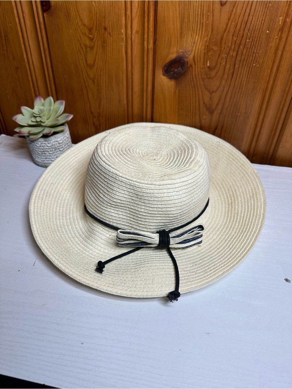 Women’s Cream Straw Sun Hat with Black Bow Accent